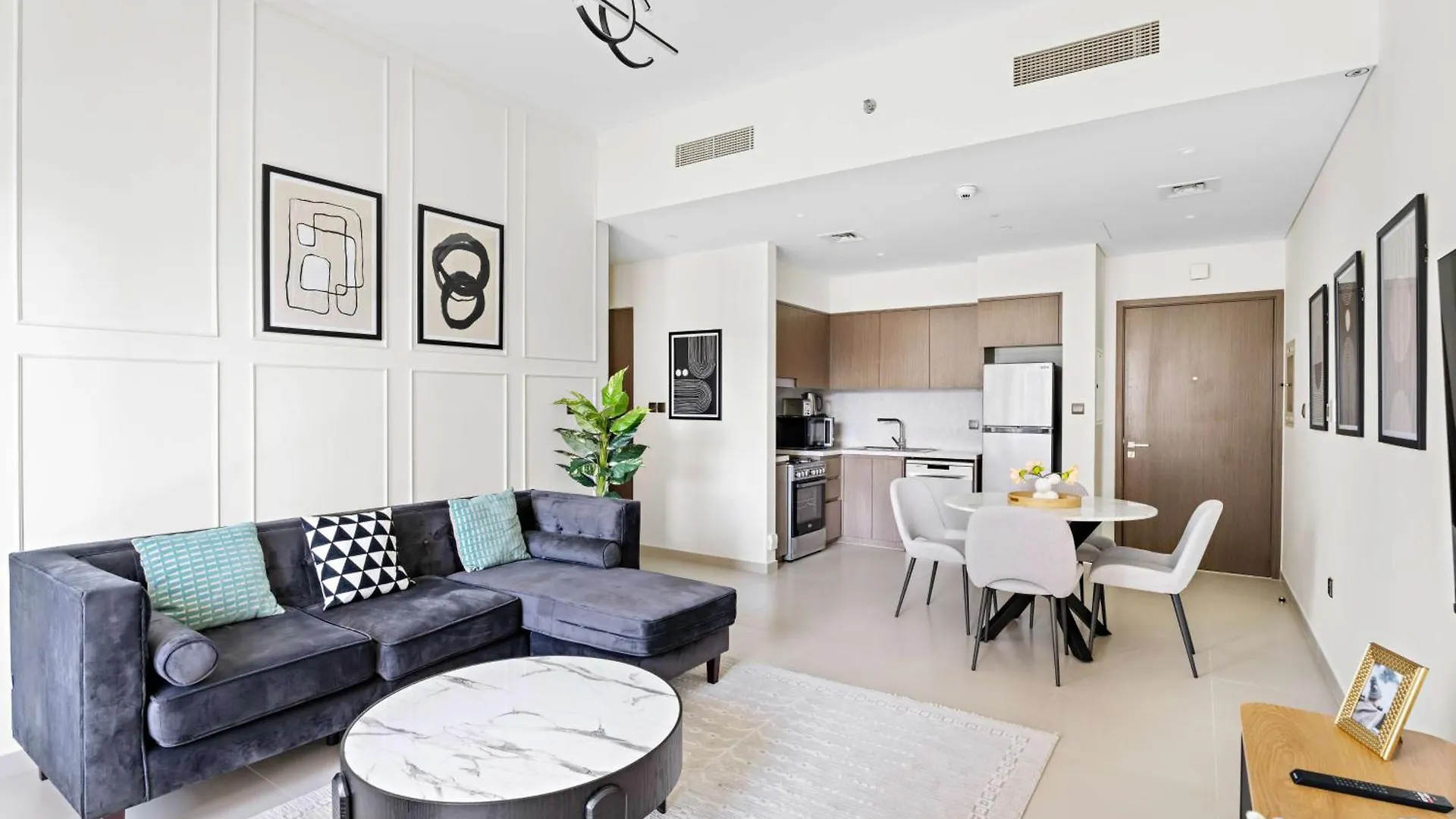Aliving Elegant 1Br - Near Burj Khalifa & Dubai Mall Act One Act Two, Downtown
