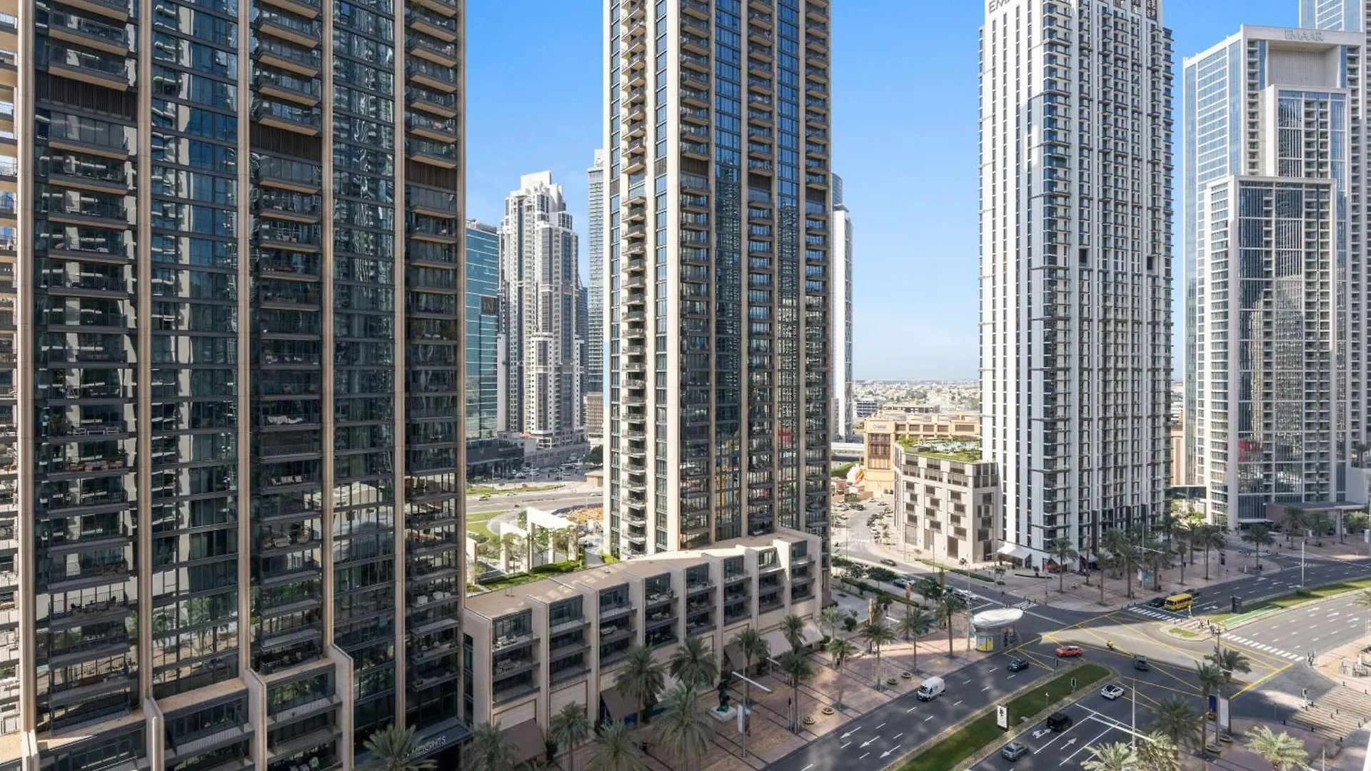 Apartment Aliving Elegant 1Br - Near Burj Khalifa & Dubai Mall Act One Act Two, Downtown